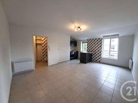 location appartement t1 à vitré (35500) : à louer t1 / 32m² vitré