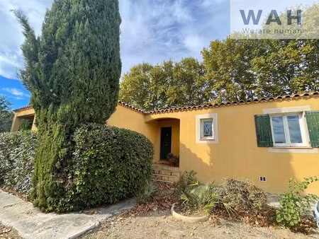 maison de plain-pied p4 de 115 m2 sur un terrain clos et arbore de 850 m2 avec garage -...