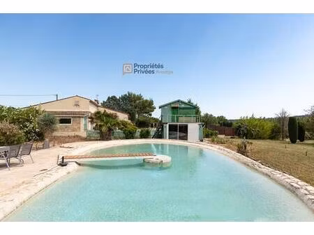 propriété de 7 pièces avec un chalet de 42 m2 avec piscine-lagon sur tourrettes