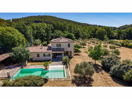 draguignan villa cadre campagne 187m2 avec dependance 35m2