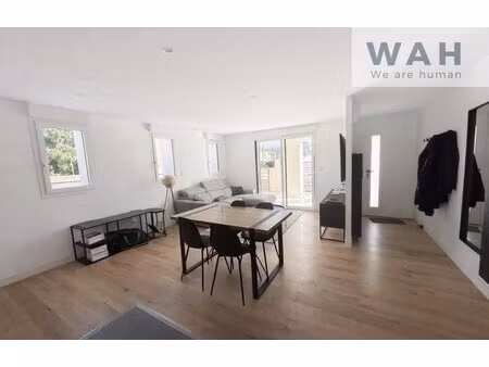 rare à vergeze - exclusivité maison de ville rénovée à neuf - 5 pièces avec terrasses et..