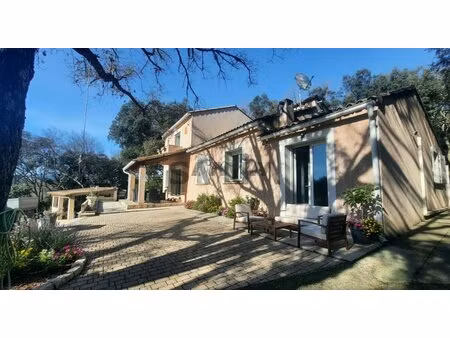 à vendre - secteur quissac - spacieuse villa terrain 3600m2