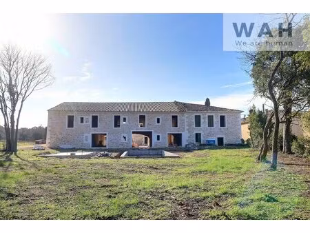 maison 5p 180 m2 dans résidence de standing 30250