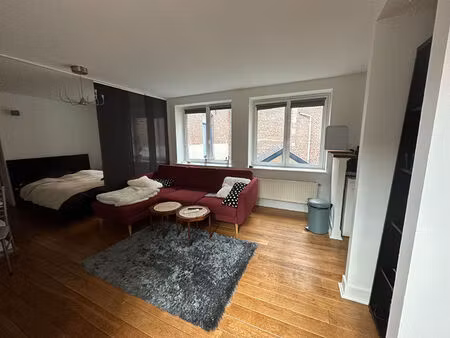 vieux-lille - grand t1 meuble - rue esquermoise