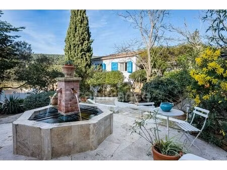 maison à vendre 4 pièces ceyreste (13) sur 110 m2 de terrain  grande piscine  garage ...