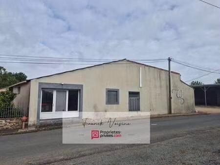 vente immeuble à rochetrejoux (85510) : à vendre / 173m² rochetrejoux
