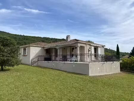 villa de plein pied au calme