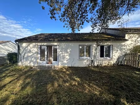 maison de plain pied à rafraichir dans quartier résidentiel calme