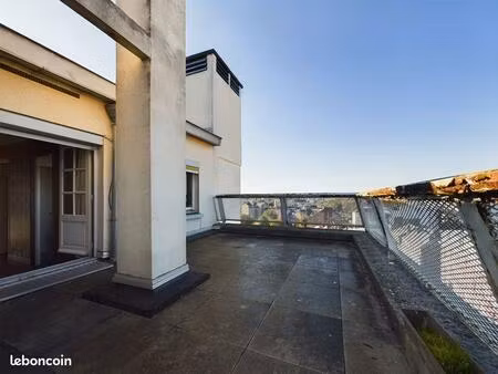 appartement 100 m² à charleville-mezieres