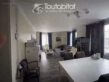 appartement 110 m² à charleville-mezieres