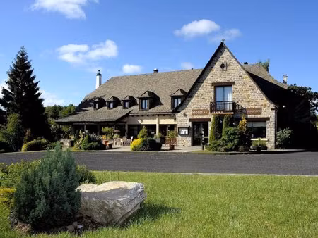 investissement ou projet familial murs d’hôtel / restaurant au cœur du cantal