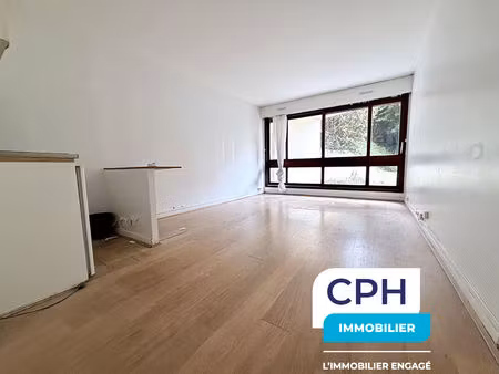 à vendre : charmant appartement de 25.77 m² au chesnay !