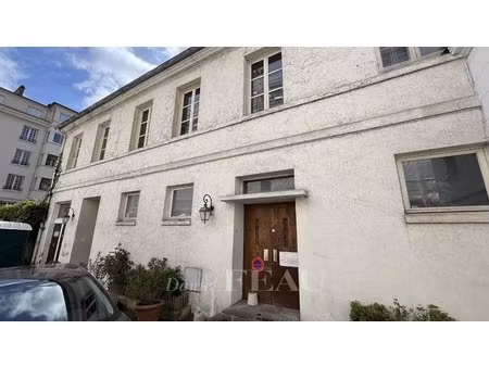 versailles – quartier notre-dame paroisse – local cultuel / immeuble de caractère  258 m² 