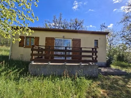 maisonnette avec terrain