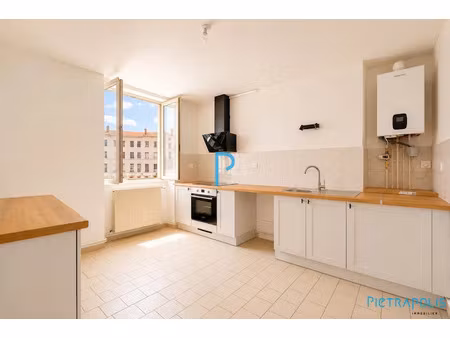 vente appartement 4 pièces 107 m² à tarare (69170)  169 000 €