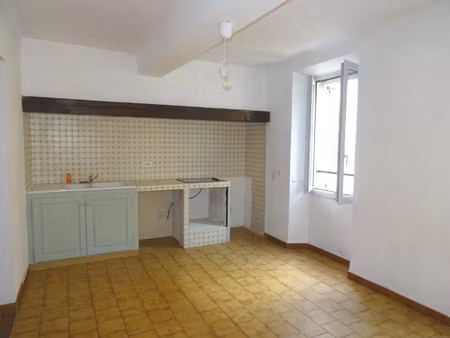 a montauroux appartement 2 pièces vide de 40 m2