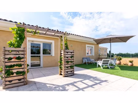 vente appartement 1 pièce 20 m² à salon-de-provence (13300)  125 440 €