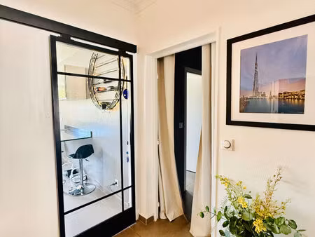 appartement fontainebleau 4 pièce(s) 98 m2- résidence sécurisée - box privatif-cave