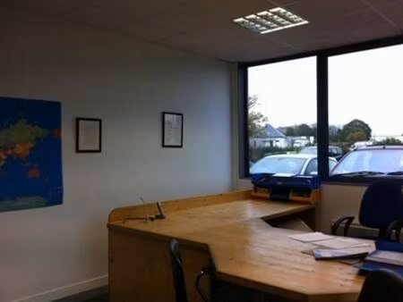location bureaux 160 m²