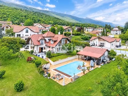 maison t7 individuelle de 212m2 sur terrain de 2'073m2!