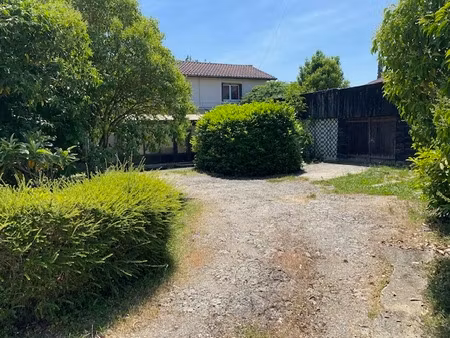 maison traditionnelle au coeur de gondrin