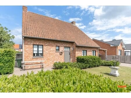 huis te koop in ravels met 3 slaapkamers