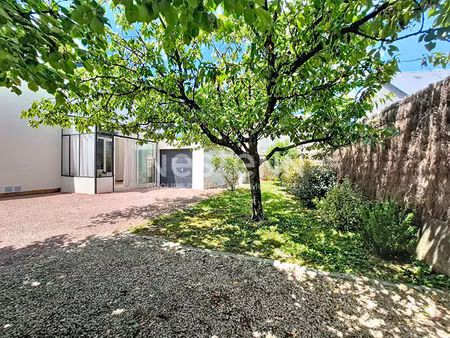 charmante maison années 30 rénovée à saint avertin - rare sur le marché !