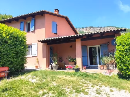 a vendre  maison  162 m²  val de chalvagne (entrevaux)  04320  alpes-de-haute-provence