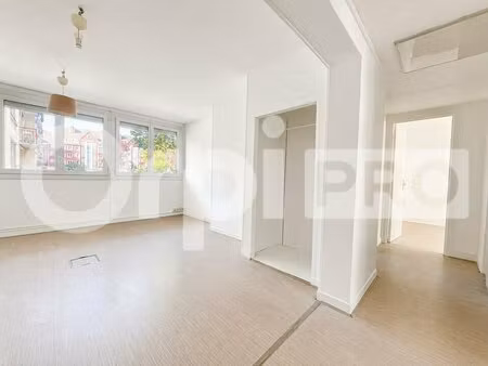 vente bureaux 65 m²