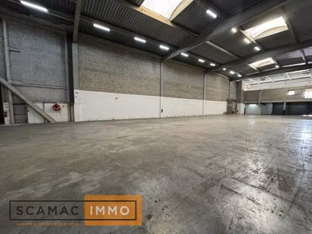 location entrepôt lieusaint 77127 2233m²