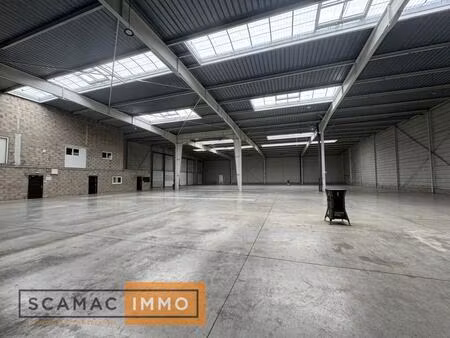 location entrepôt lisses 91090 4771m²