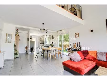 maison t4 + mezzanine bureau 118 m2 + double garage et cellier