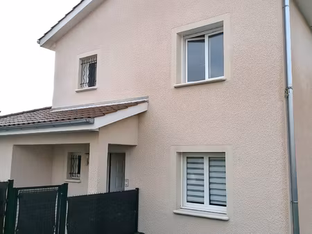 villa meublée récente dans lotissement