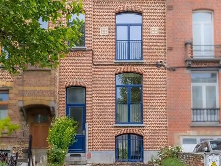 maison à vendre avec terrasse et jardin   uccle (vbe30591)