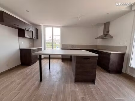 à louer – magnifique appartement t4 d'environ 80 m² avec grande terrasse