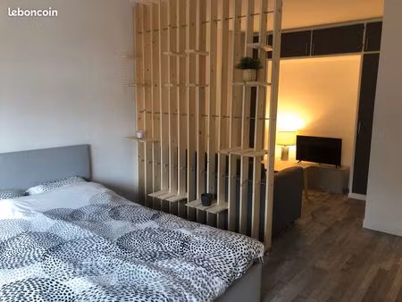 location studio combs la ville