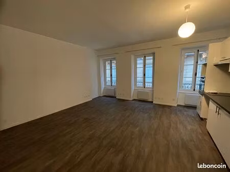 appartement 3 pièces 57 m²