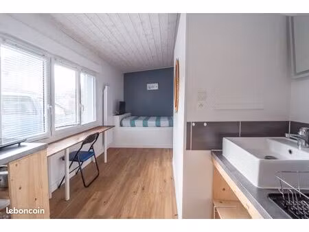 location studio meublé à trentemoult - 560 charges comprises