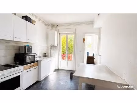 appartement 3 pièces 64 m²