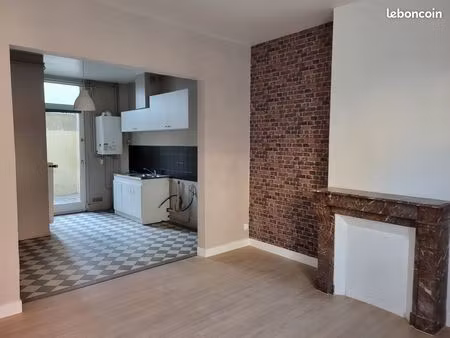appartement t3 avec une courette