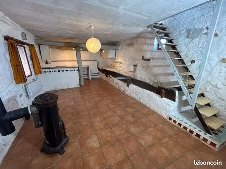 location d’une maison de village d’environs 70m² sur 2 niveaux