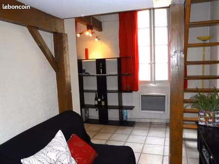 studo duplex meuble en plein centre