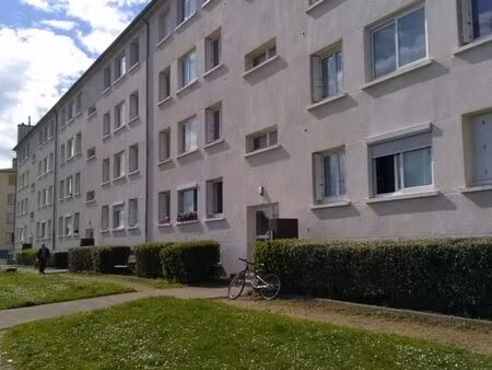 appartement 3 pièces 77 m²