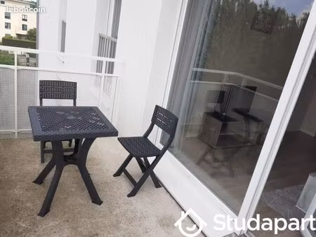 chambre 1 pièce 11 m²
