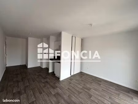 studio 1 pièce 25 m²