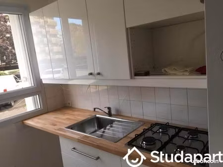 chambre 1 pièce 11 m²