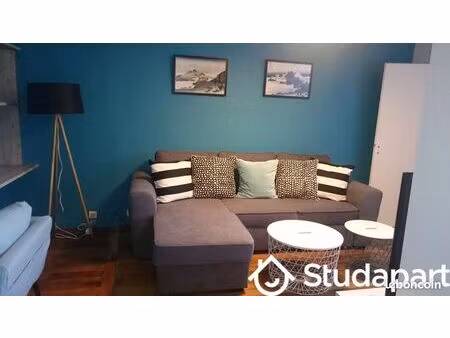 chambre 1 pièce 9 m²