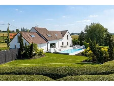 villa à vendre avec garage et terrasse   obigies (vbe30173)