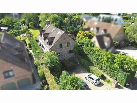 villa à vendre avec garage et terrasse   waterloo (vbe30465)