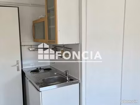 studio 1 pièce 18 m²